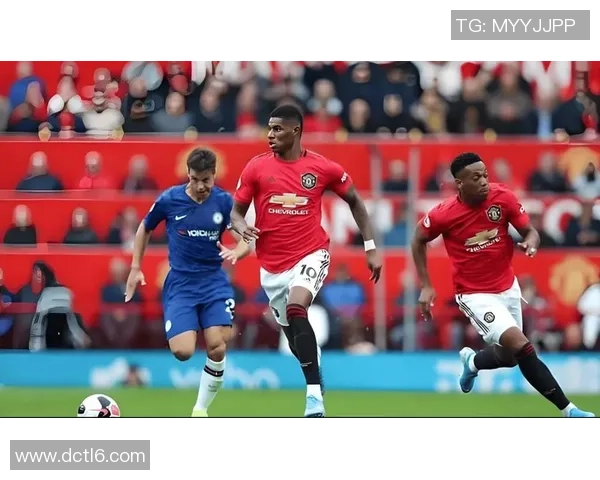 西甲赛场曼联大胜切尔西引发转会风波全场沸腾瞬间回顾