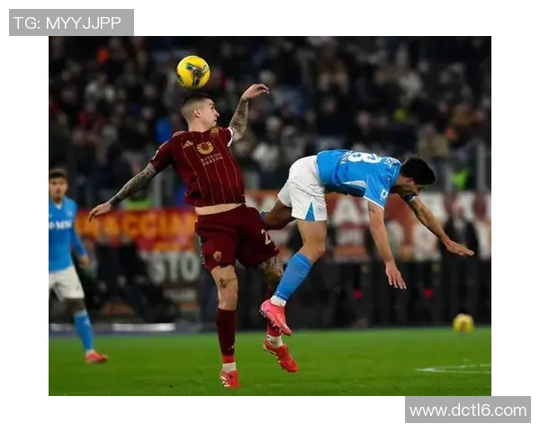 足总杯精彩对决：里昂与那不勒斯战成平局乌龙球引发争议与热议