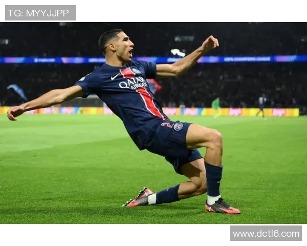 欧联杯曼城逆袭巴黎圣日耳曼精彩瞬间全场沸腾赛后深度解析